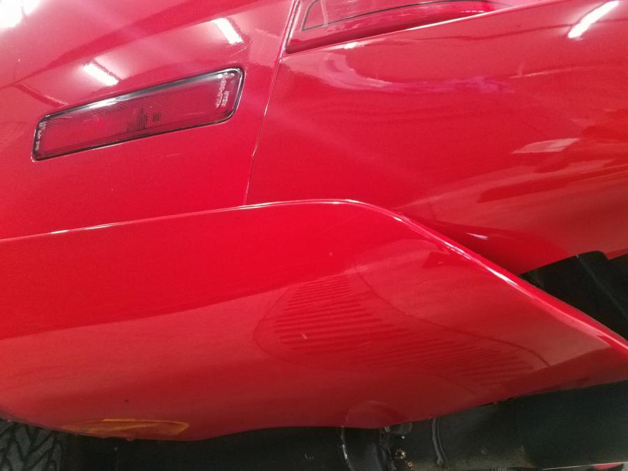 Детали экстерьера Porsche 944 Turbo 1986 года  (фото 143 из 149)